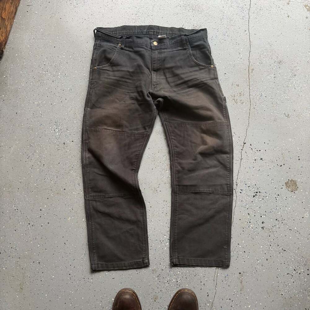 Carhartt B136 Dark Brown Double Knee Work Pants (36x30)